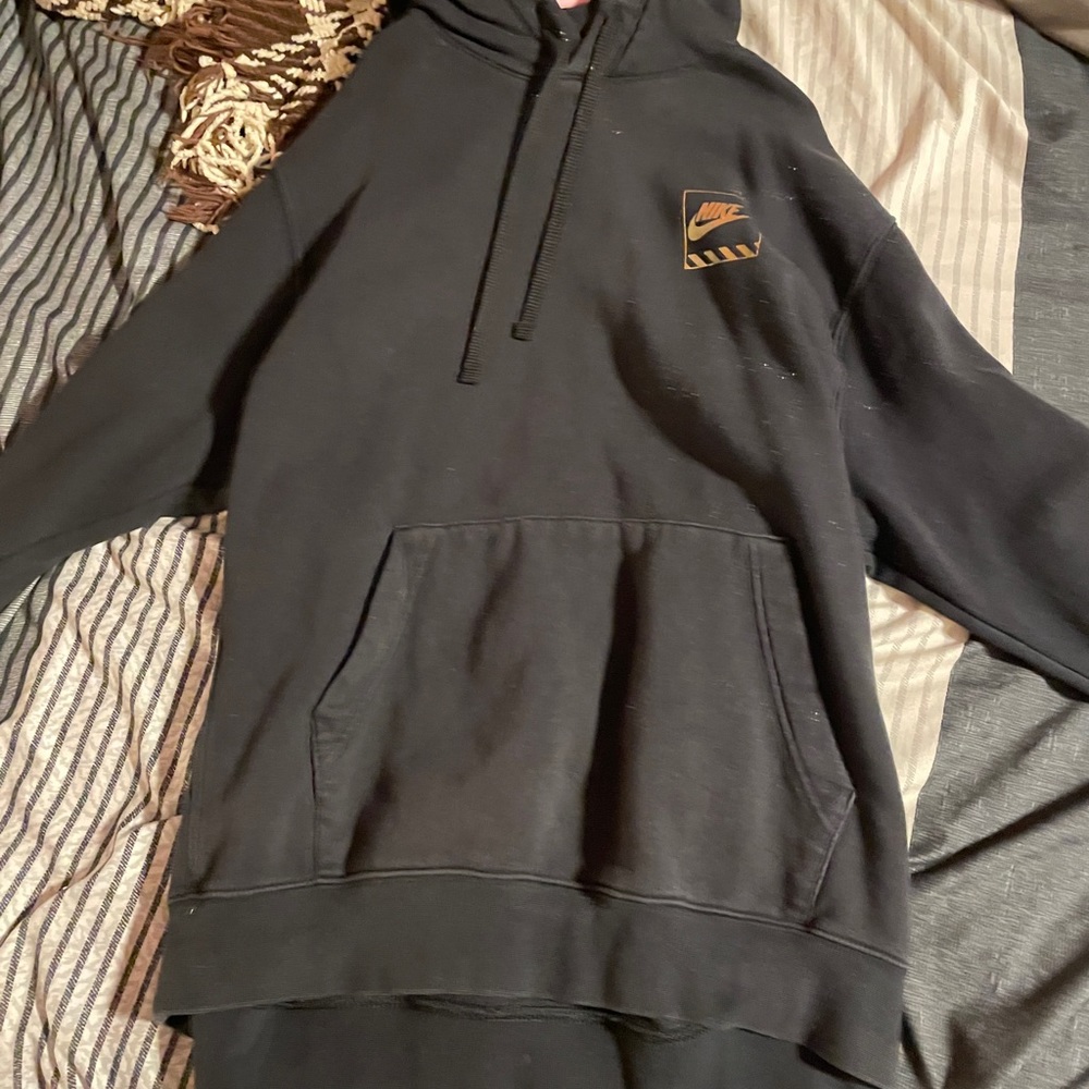 Nike men’s hoodie